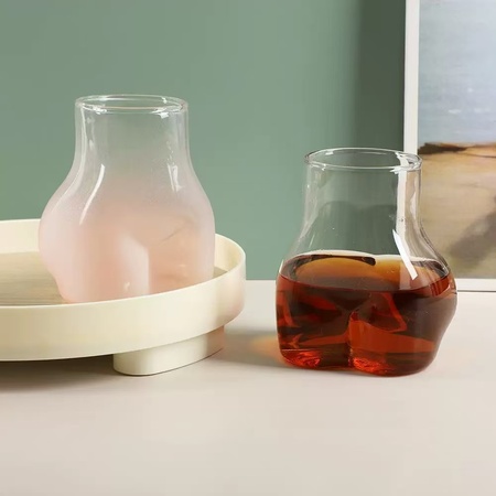 Creative personality, funny glass cup, cute and sexy butt cup