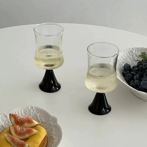 champagne glass